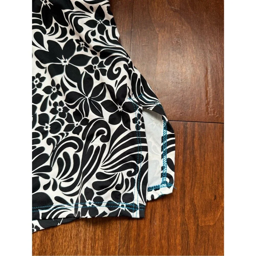 NWT Frankie’s Bikinis Nicole Floral Mini Skirt - Floral Burn Out Sz Medium